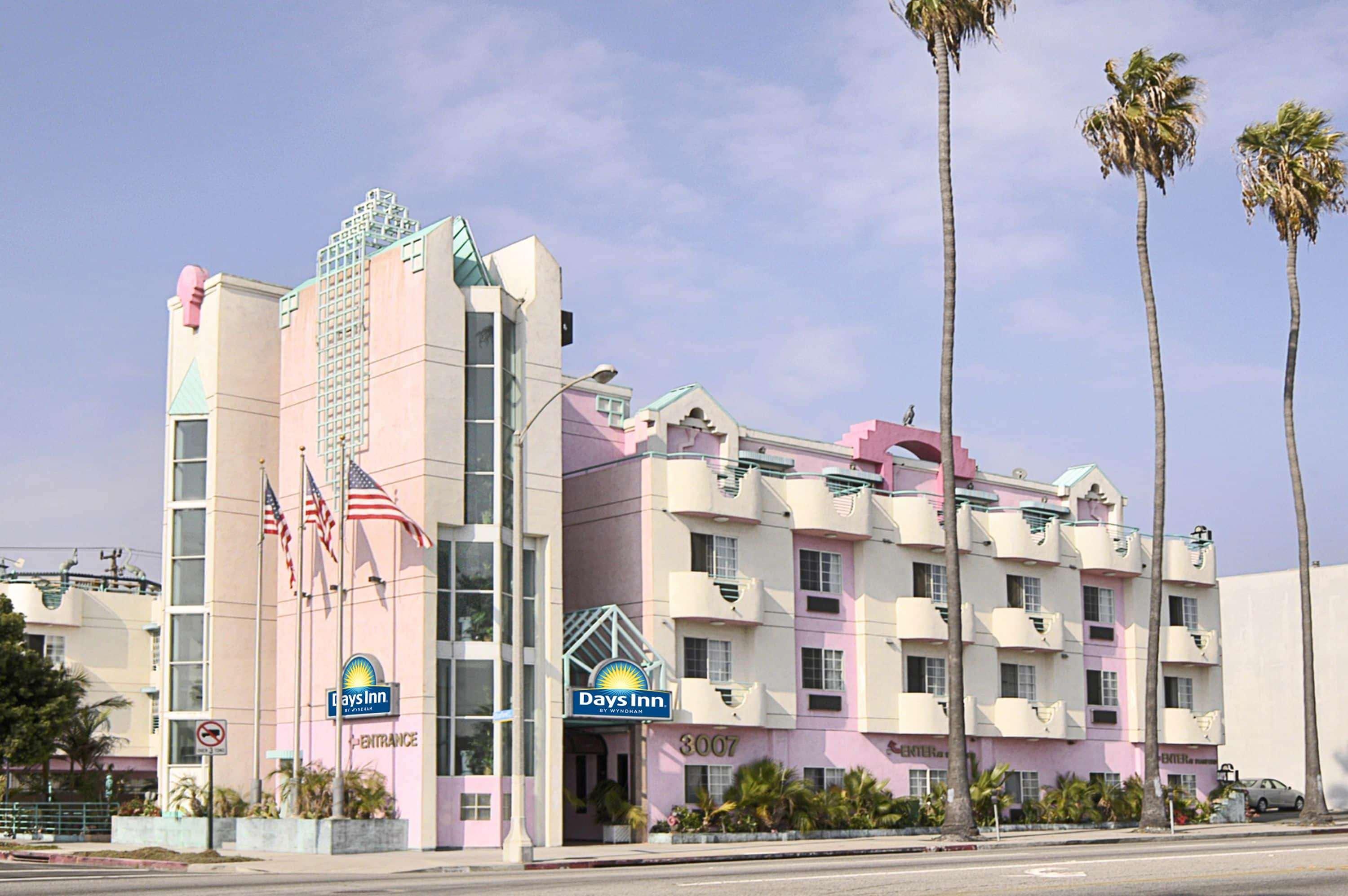 Days Inn By Wyndham Santa Monica Los Angeles Exteriör bild